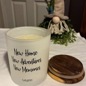 'New Home New Adventures New Memories' Scented Candle (Ocean Breeze)